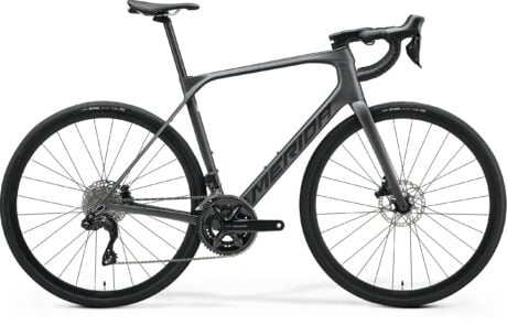Bicicletă Merida Scultura Endurance 6000 SILK Dark Silver Black MY25